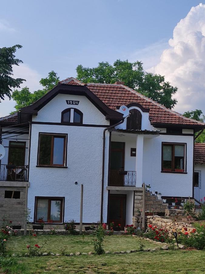 Krushunska Panorama Hotel Krushuna Exterior foto