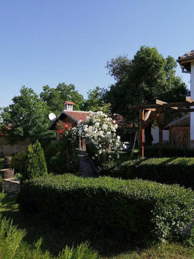 Krushunska Panorama Hotel Krushuna Exterior foto