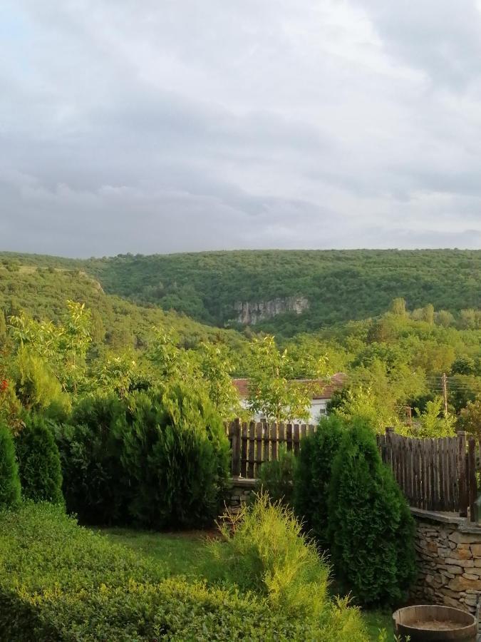 Krushunska Panorama Hotel Krushuna Exterior foto